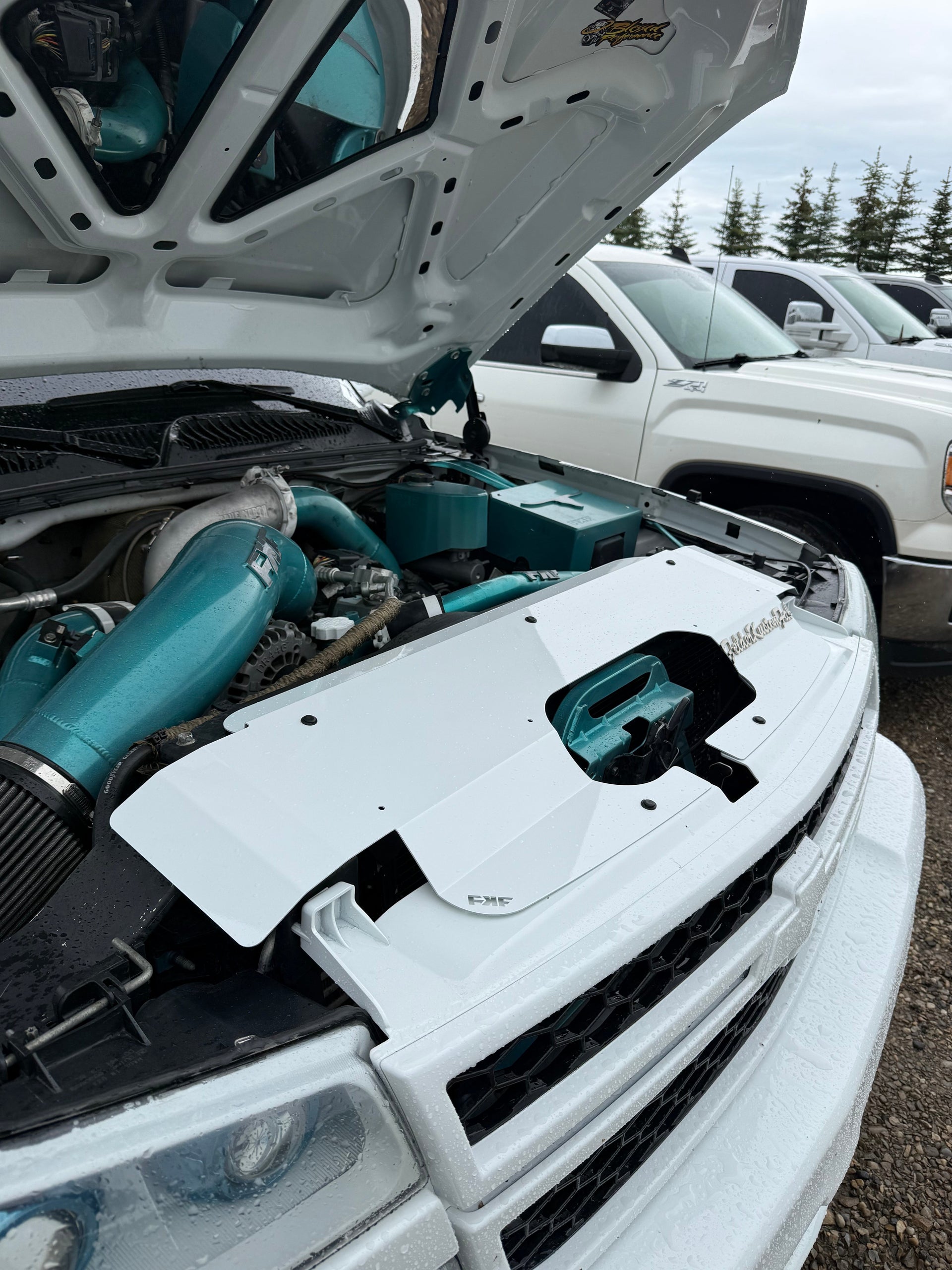 2003-2007 Chevrolet Core Support Cover